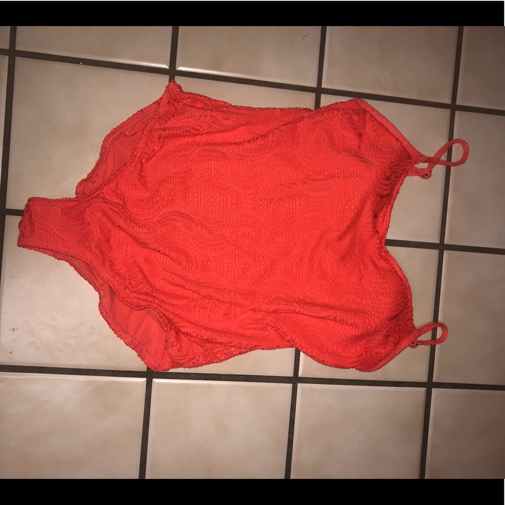 One piece bathing suit